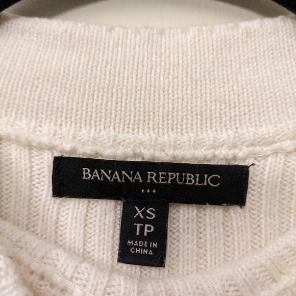 Banana Republic Cable Knit Mock Neck Sweater - Picture 3 of 6